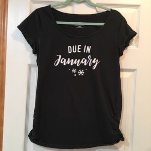 Due date maternity t-shirt